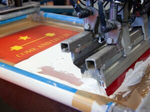 shirt screen printer in the process